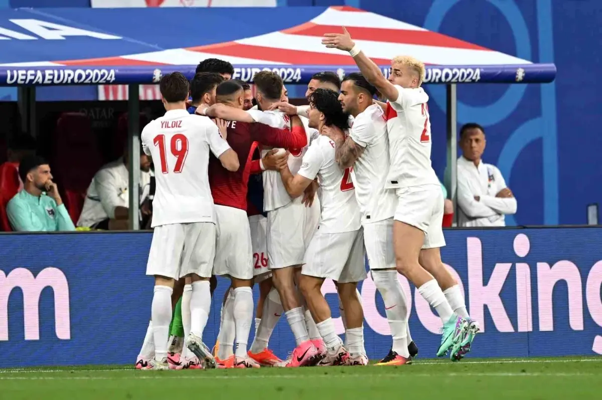 A Milli Futbol Takımı, Avusturya\'yı yenerek çeyrek finale yükseldi