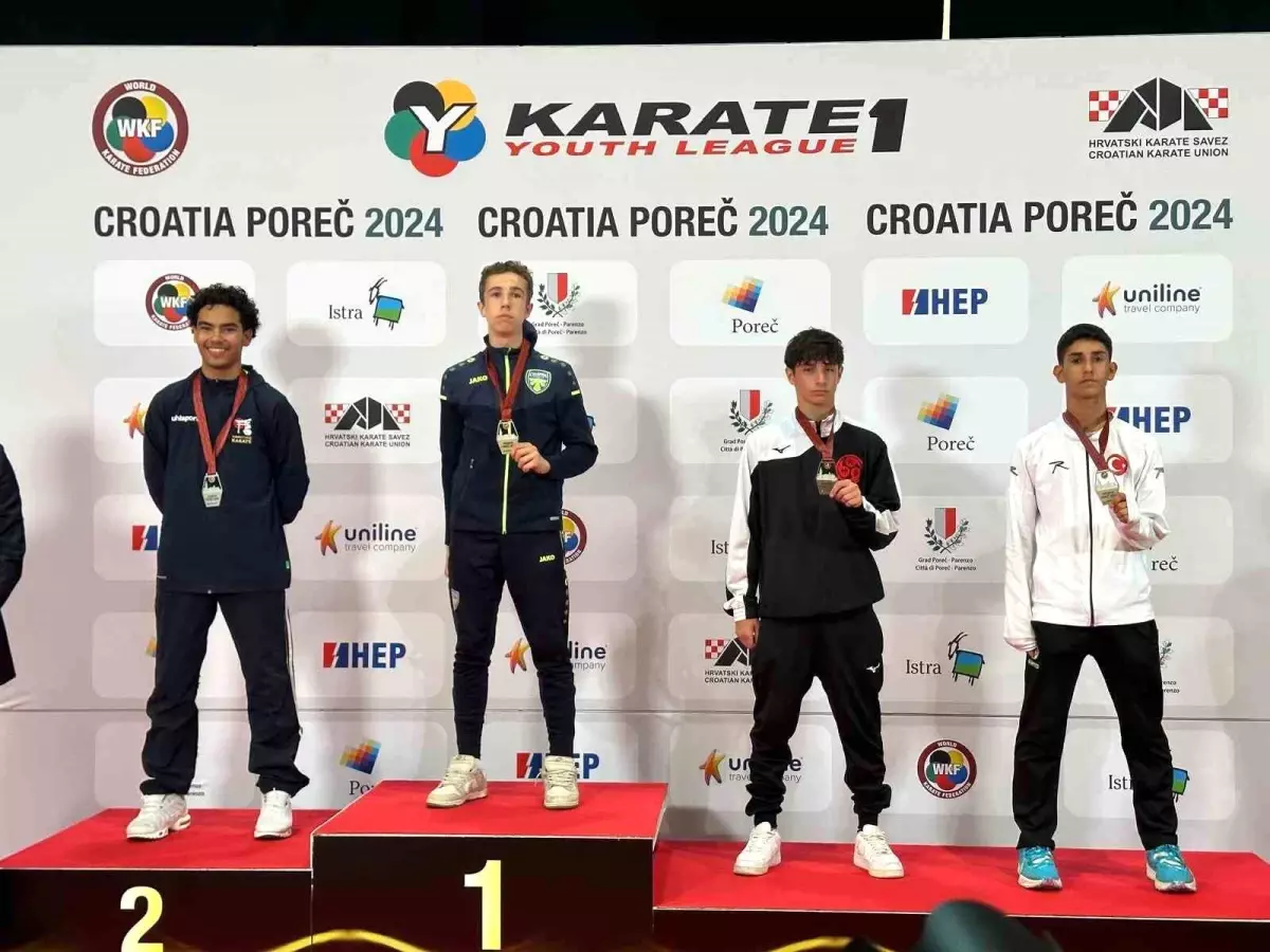 Aliağalı Sporcu Demhat Göktaş, Karate 1 Gençlik Ligi\'nde Dünya Üçüncüsü Oldu