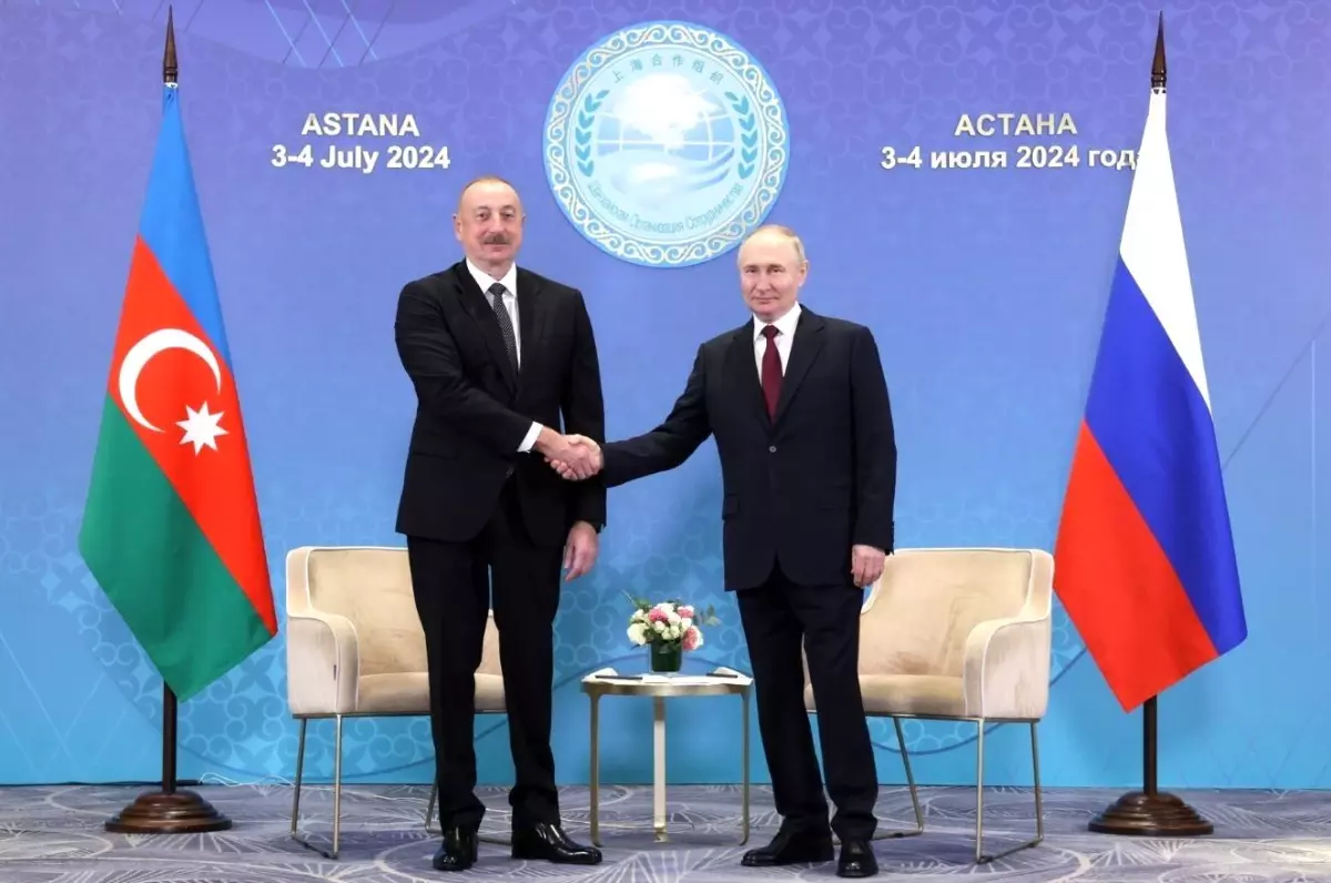 Aliyev ve Putin, Astana\'da görüştü