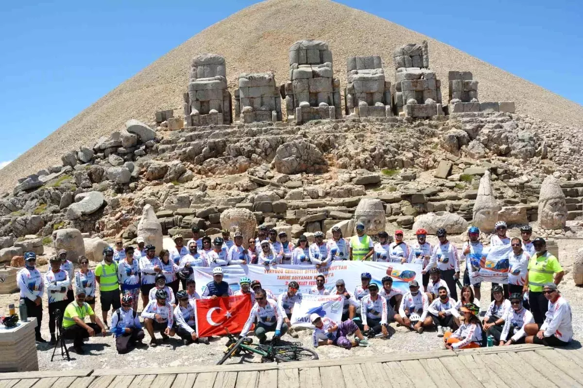 Bitlis Nemrut\'tan Adıyaman Nemrut\'a Bisiklet Turu