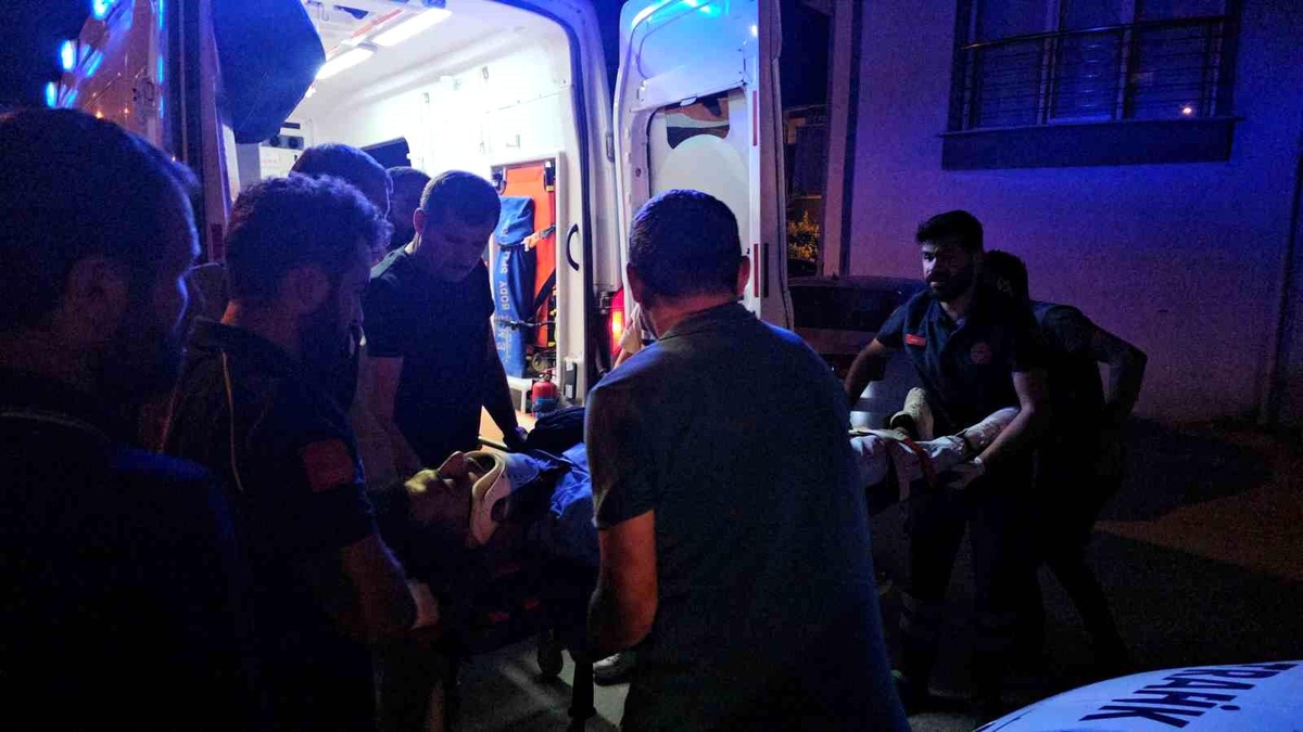 Kastamonu Cide\'de Motosiklet Kazası: 2 Yaralı