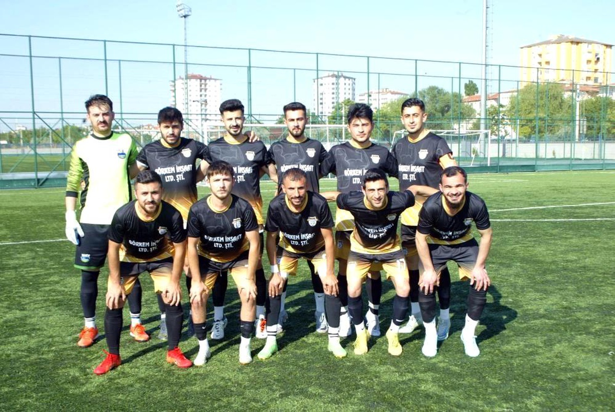 Kayseri Ömürspor İkinci Amatör Küme\'yi Namağlup Şampiyon Tamamladı