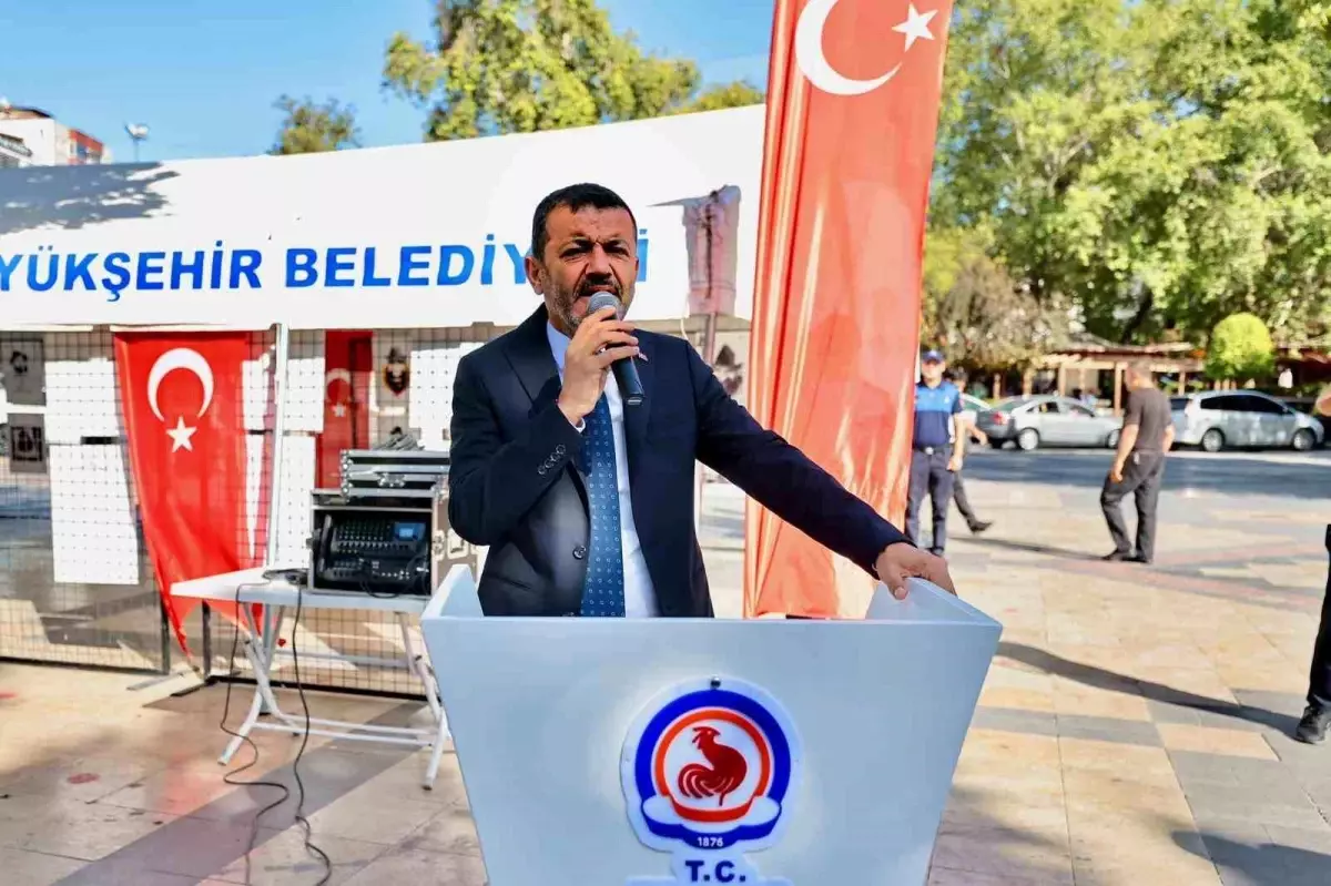 Denizli Büyükşehir Belediye Başkanı Bülent Nuri Çavuşoğlu, Toplumsal Kutuplaşmaya Dikkat Çekti