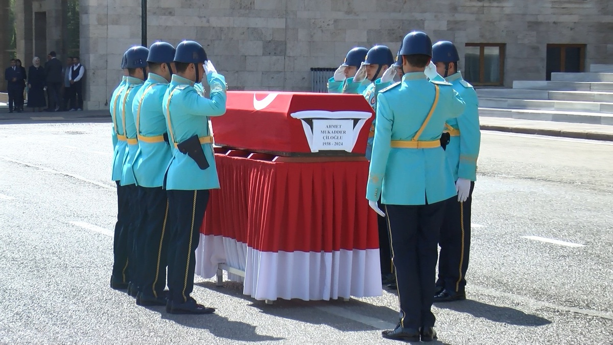 TBMM\'de Ahmet Mukadder Çiloğlu için tören düzenlendi