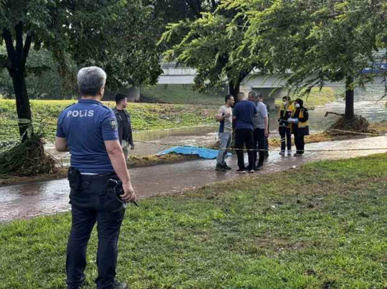 Bursa'da yağmur sularının yükselttiği derede erkek cesedi bulundu