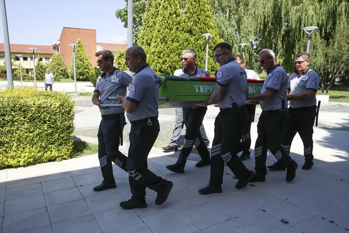 Eskişehir\'de Prof. Dr. Bekir Karasu cinayeti: 3 şüpheli tutuklandı