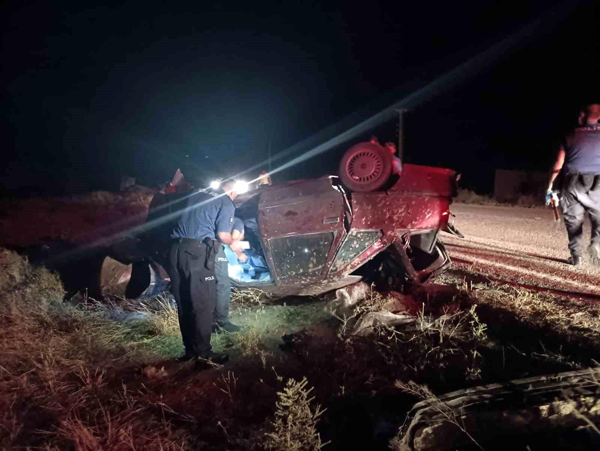 Karaman\'da Otomobil Şarampole Takla Attı: Sürücü Yaralandı