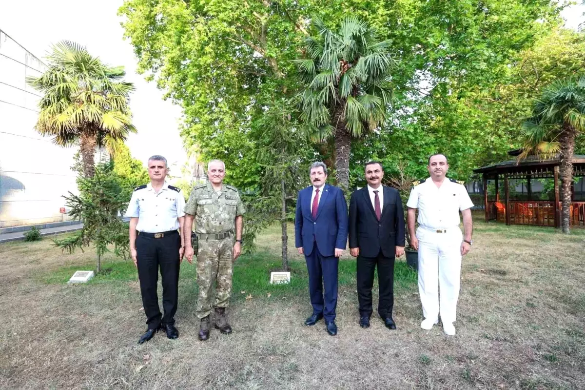 Samsun Valisi Orhan Tavlı, 15 Temmuz Gazilerini Ziyaret Etti