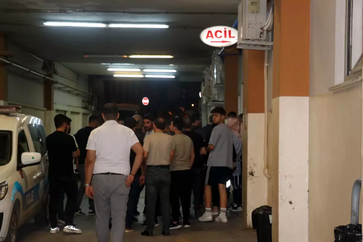 Gaziantep\'te 61 Sağlık Personeli Yemekten Zehirlendi