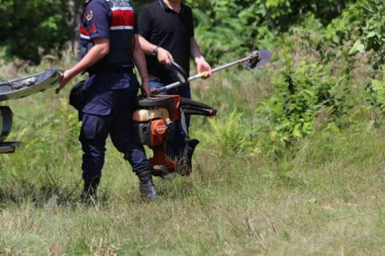 Oğlunun kullandığı çim biçme makinesi sonu oldu! Ayağı kesilen 72 yaşındaki kadın can verdi