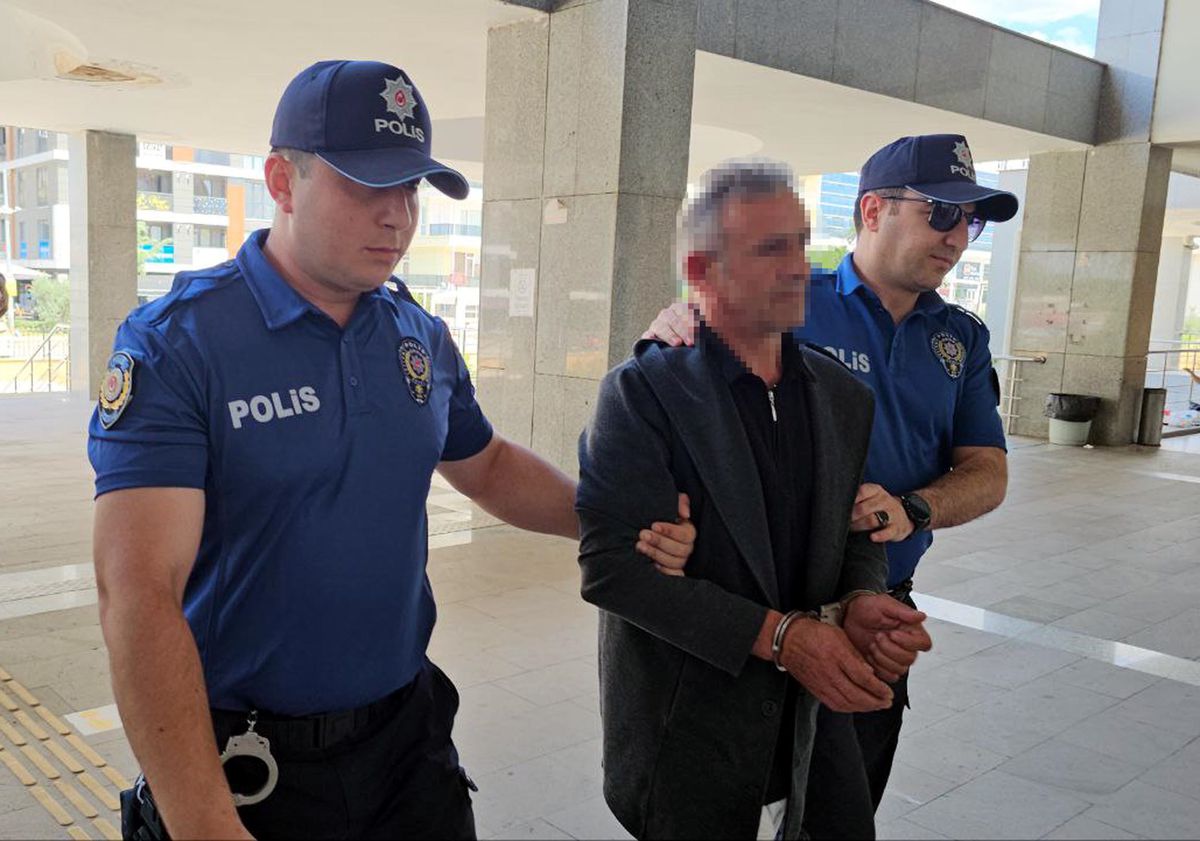 Cezaevinden izinli çıkan hırsızlık şüphelisi bankalara zarar verdi