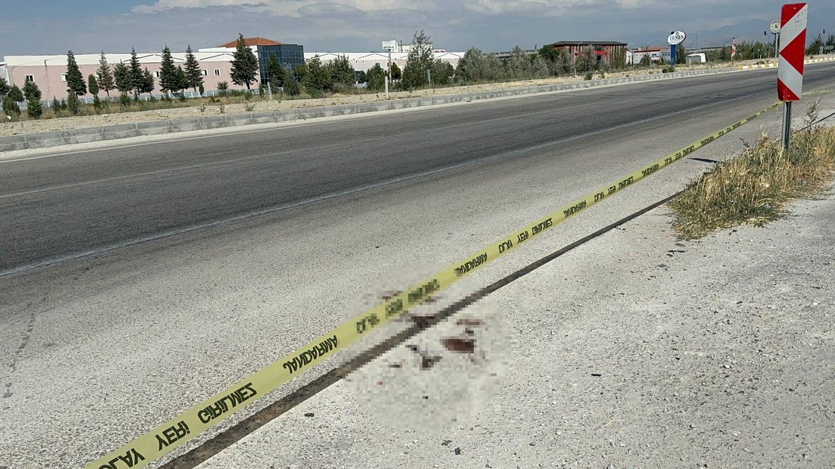 Konya\'da TIR Şoförleri Arasında Çıkan Kavgada Bir Kişi Hayatını Kaybetti