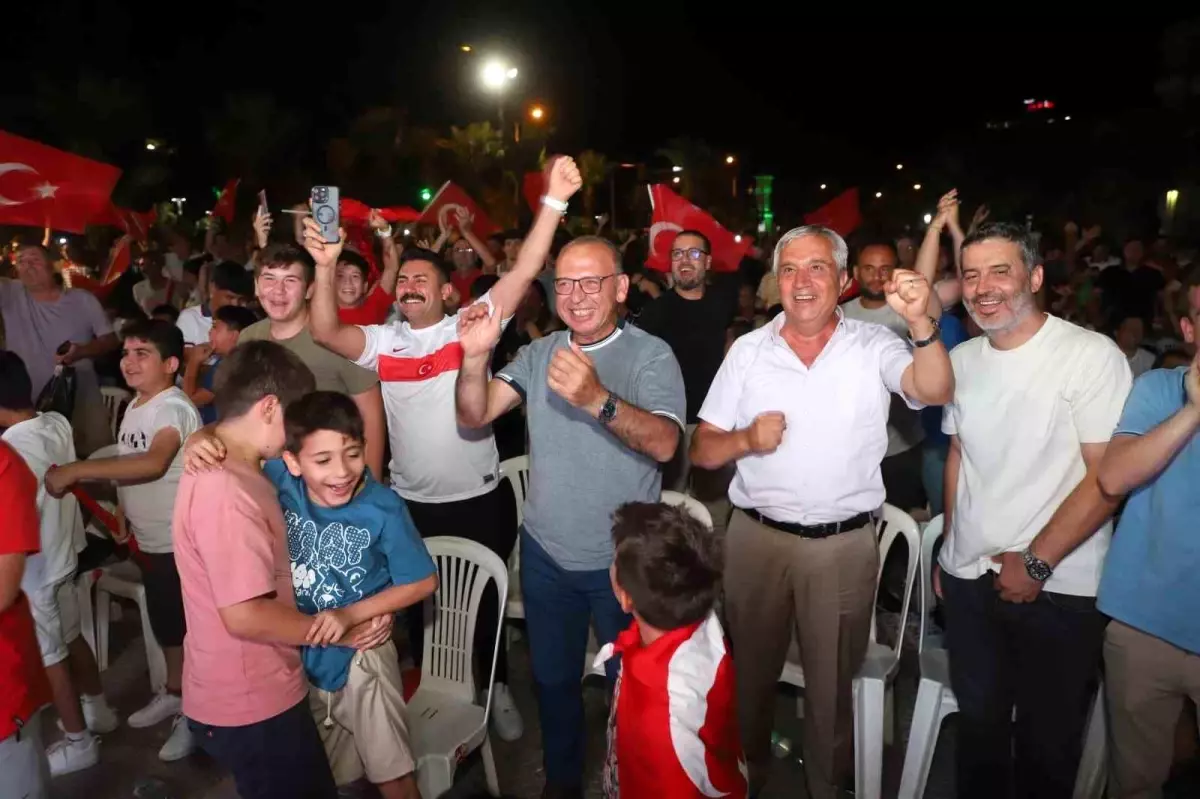 Turgutlu Belediyesi, Hollanda-Türkiye maçını dev ekranda yayınlayacak