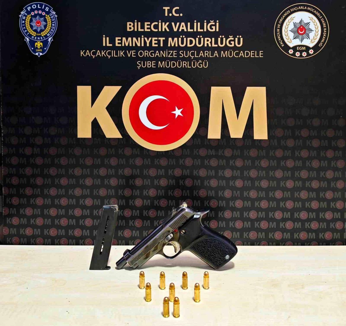 Bozüyük\'te Ruhsatsız Tabanca Ele Geçirildi
