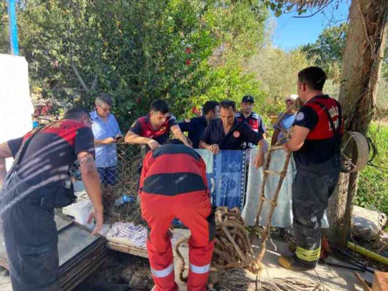 Evini yakıp kendini kuyuya attı Evini yakıp kendini kuyuya attı
