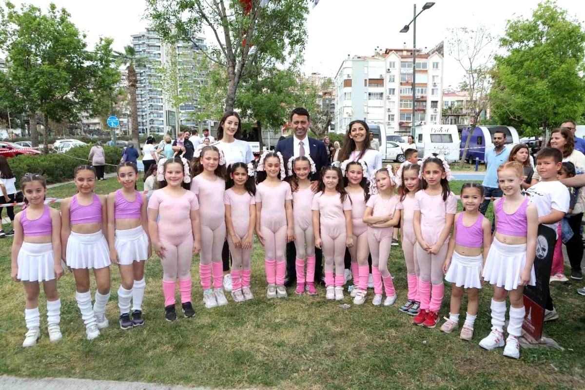 Bayraklı Belediyesi Yaz Spor Okulları Başladı