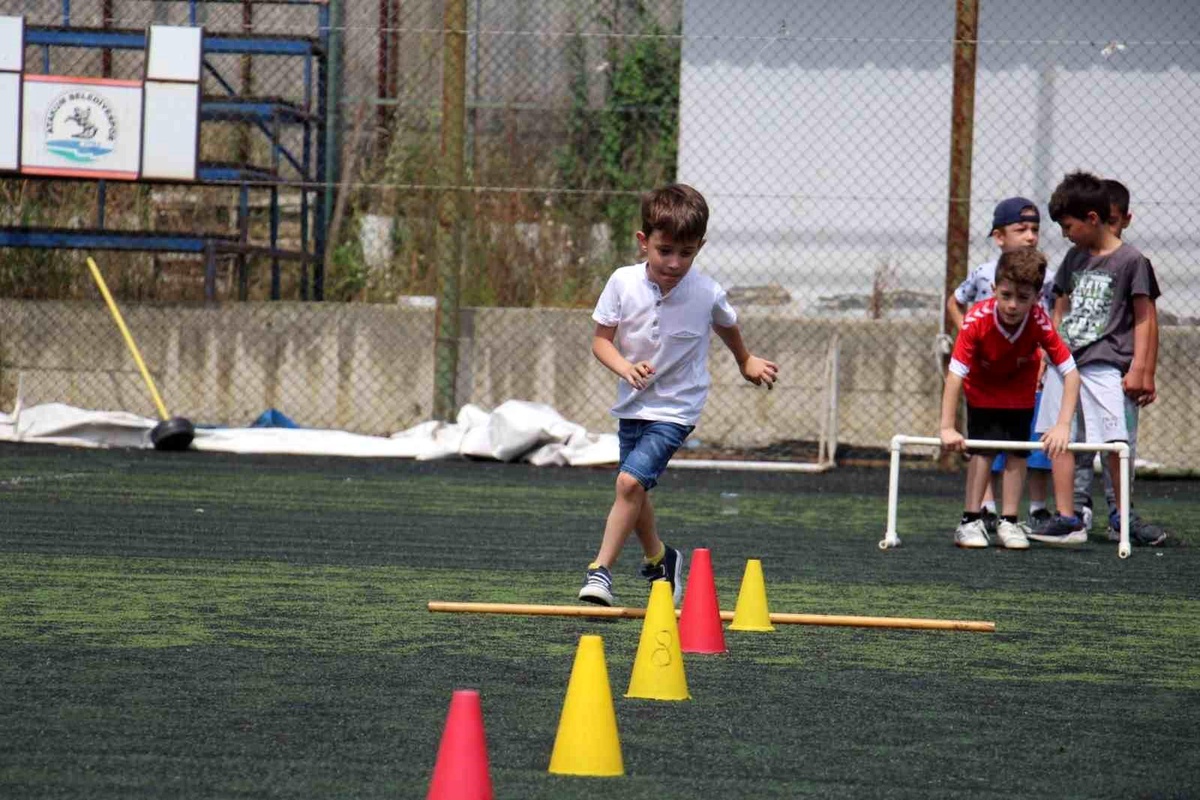 Atakum Belediyesi Spor Şenliği Çocukları Spora Özendiriyor