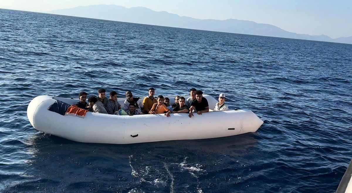 Muğla\'da 4 Olayda 33 Düzensiz Göçmen Yakalandı, 78 Düzensiz Göçmen Kurtarıldı