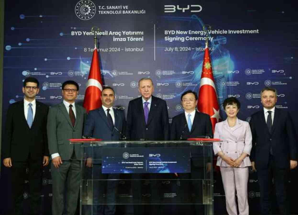 Dünyanın en büyük elektrikli araç üreticisi Çinli BYD'den Türkiye'ye devasa yatırım