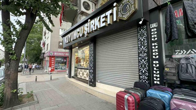 Suriyeli vatandaşlardan milyonluk vurgun yapıp sırra kadem bastı Suriyeli vatandaşlardan milyonluk vurgun yapıp sırra kadem bastı