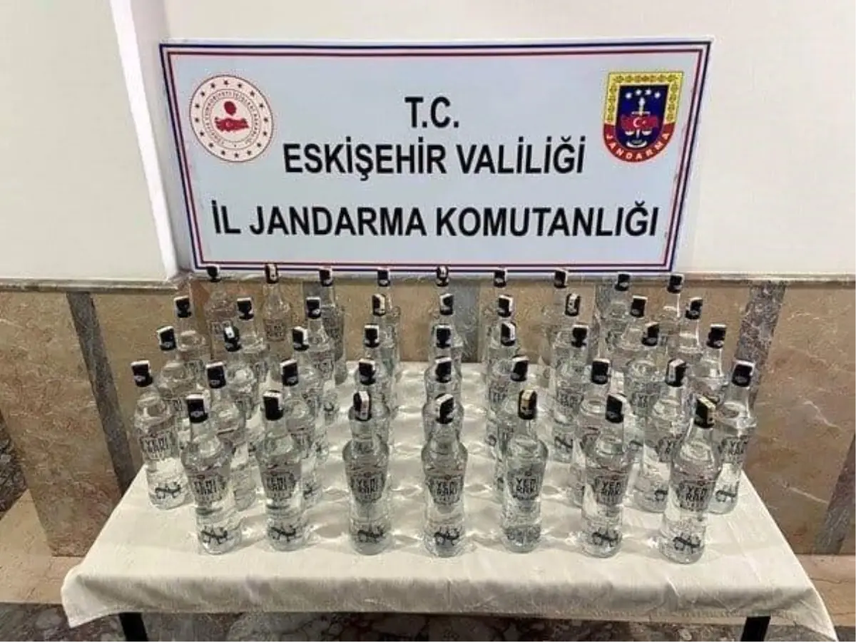 Eskişehir\'de 43 litre sahte içki ele geçirildi