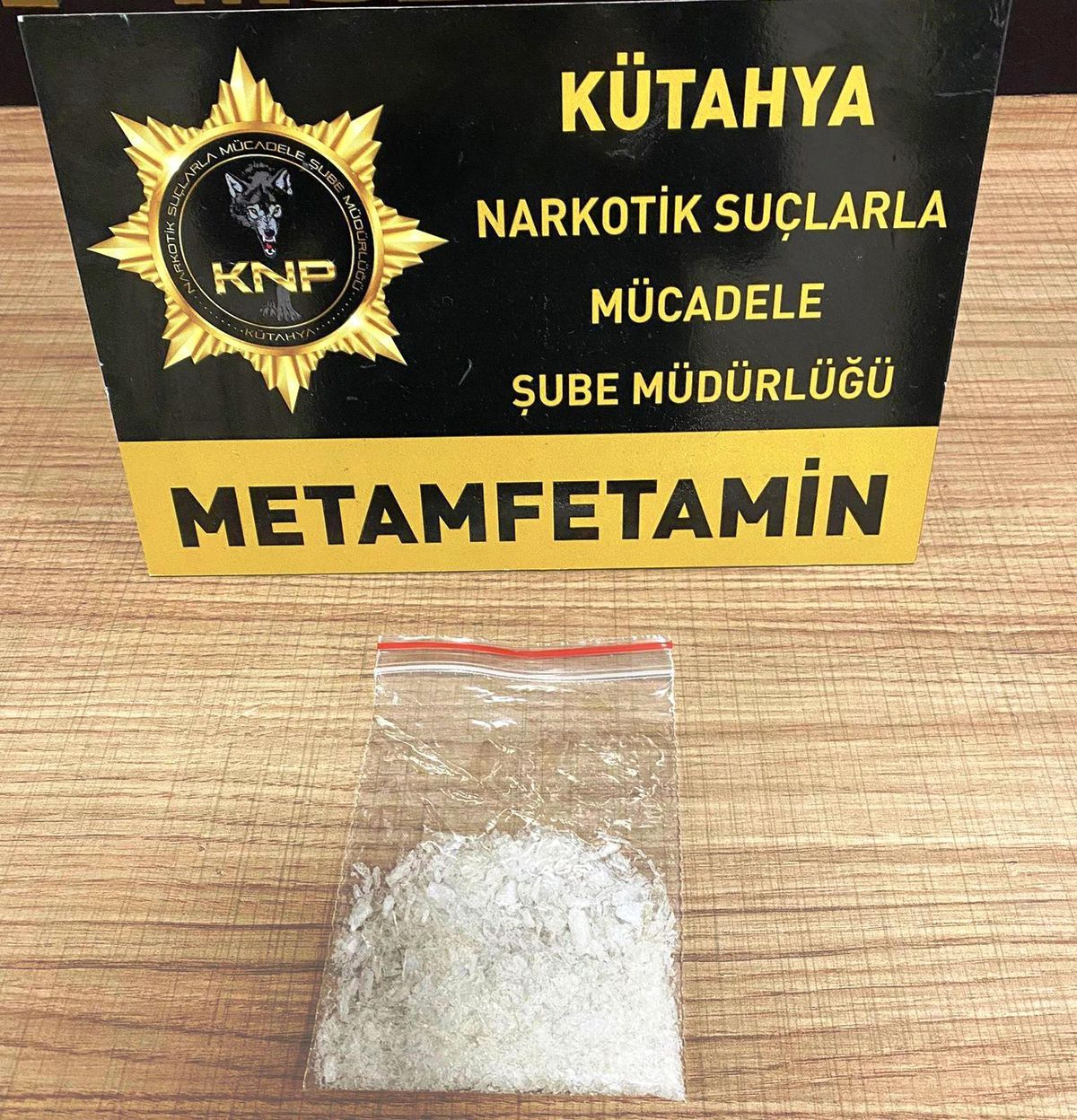 Kütahya\'da Otogarda Yakalanan Yolcu Metamfetamin İle Tutuklandı