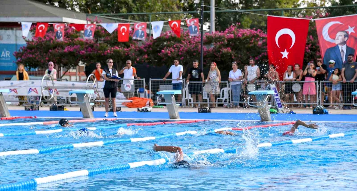 Mersin Büyükşehir Belediyesi Bölgesel Triatlon Ligi\'ne ev sahipliği yaptı