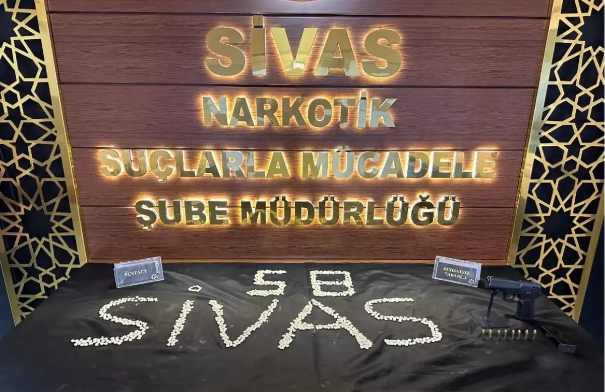 Sivas\'ta yapılan operasyonda çok sayıda uyuşturucu madde ele geçirildi