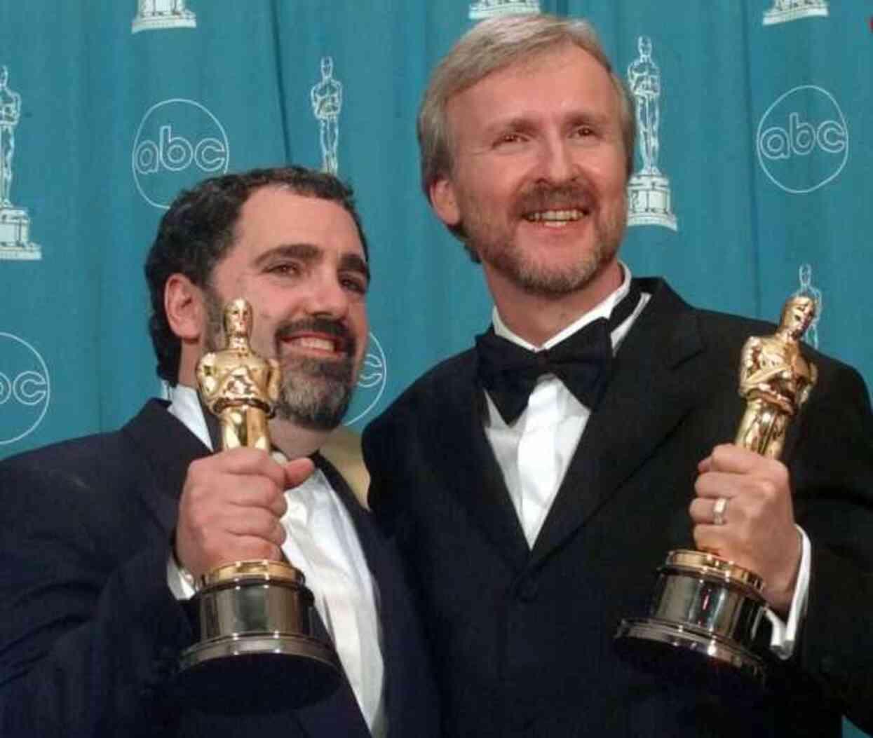 'Titanic' ve 'Avatar' gibi filmlerin Oscar Ödüllü yapımcısı Jon Landau, 63 yaşında hayatını kaybetti