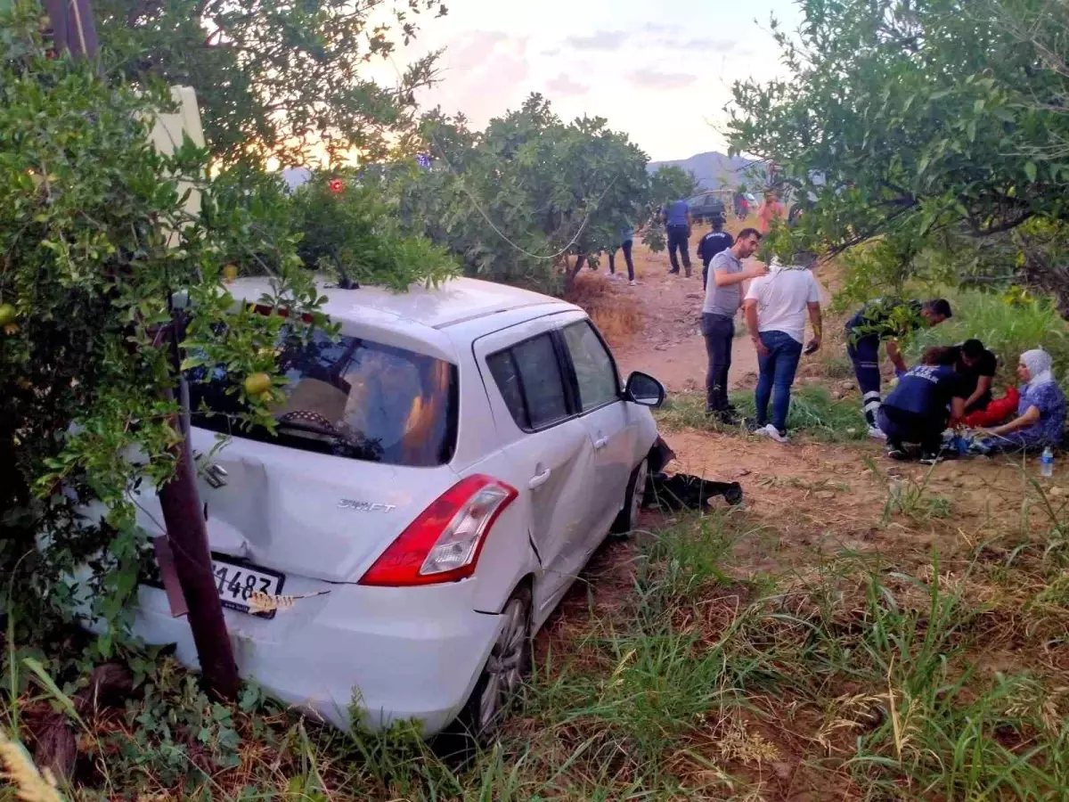 Aydın Buharkent\'te trafik kazası: 2 kişi yaralandı