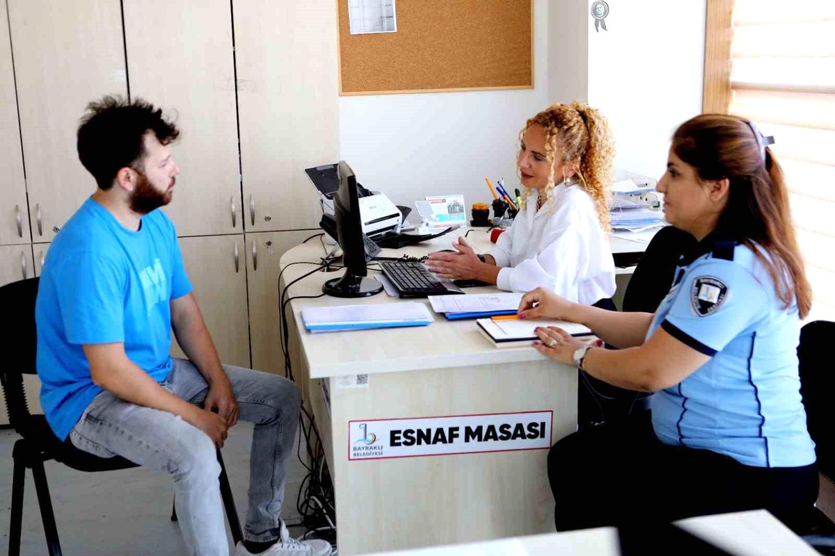 Bayraklı Belediyesi Esnaf Masası Kurdu