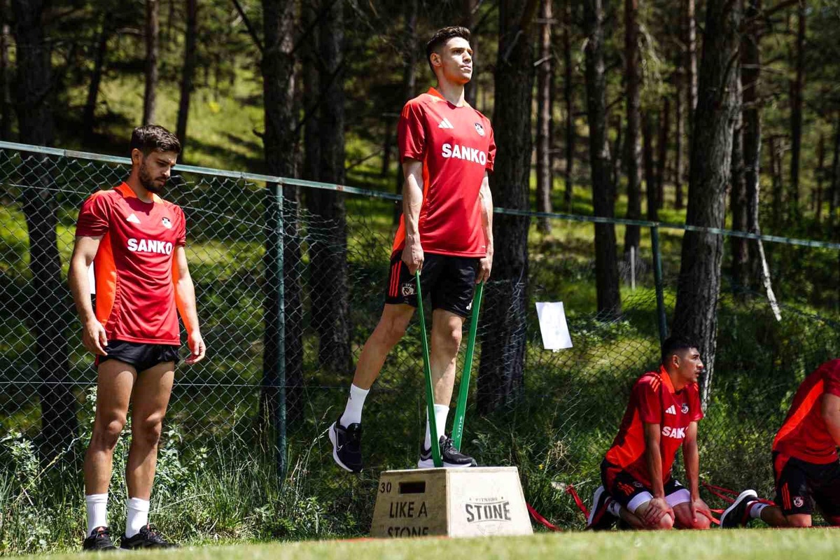 Gaziantep FK Bolu kampında yeni sezon hazırlıklarına başladı