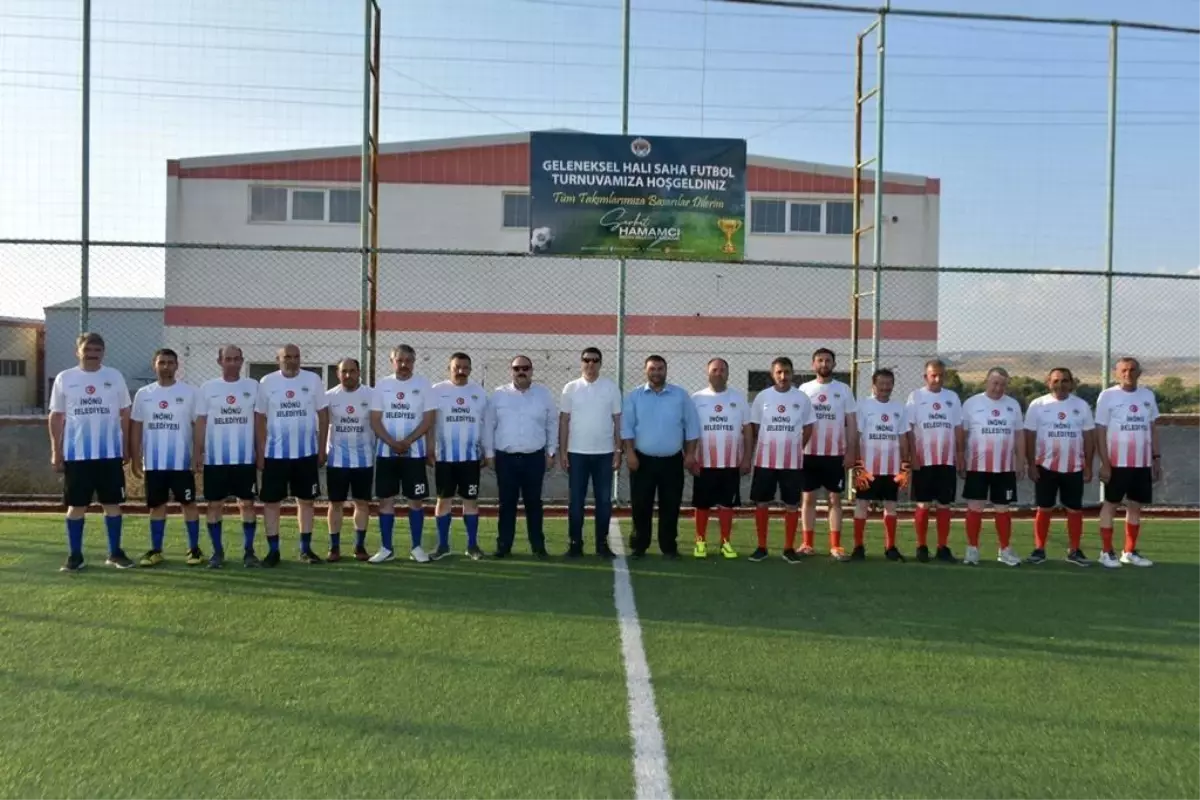 Eskişehir İnönü Belediyesi 8. Halı Saha Futbol Turnuvası Başladı