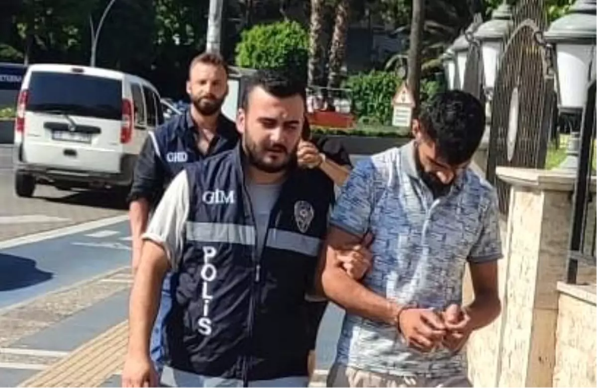 Yasa Dışı Göçmen Kaçakçılarına Operasyon: Umut Tacirleri Yakalandı