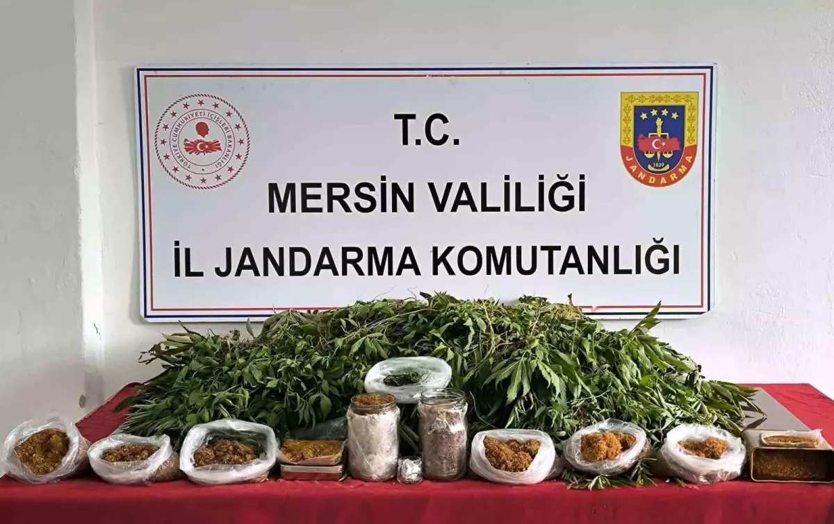 Mersin\'de Uyuşturucu Operasyonu: Çok Miktarda Madde Ele Geçirildi