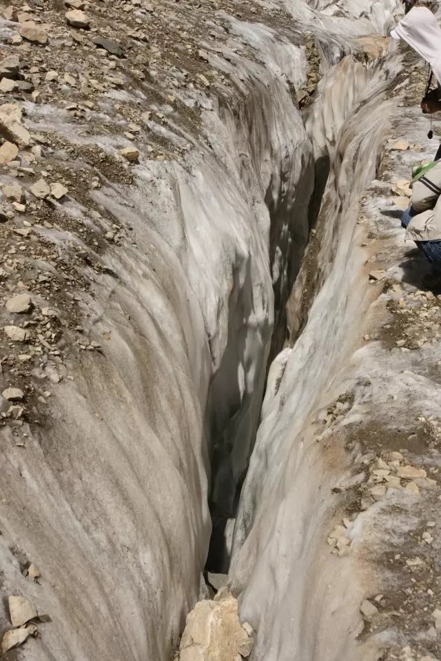 20 bin yıllık hikaye bitiyor! Cilo Dağları'ndaki buzullar erimeye başladı