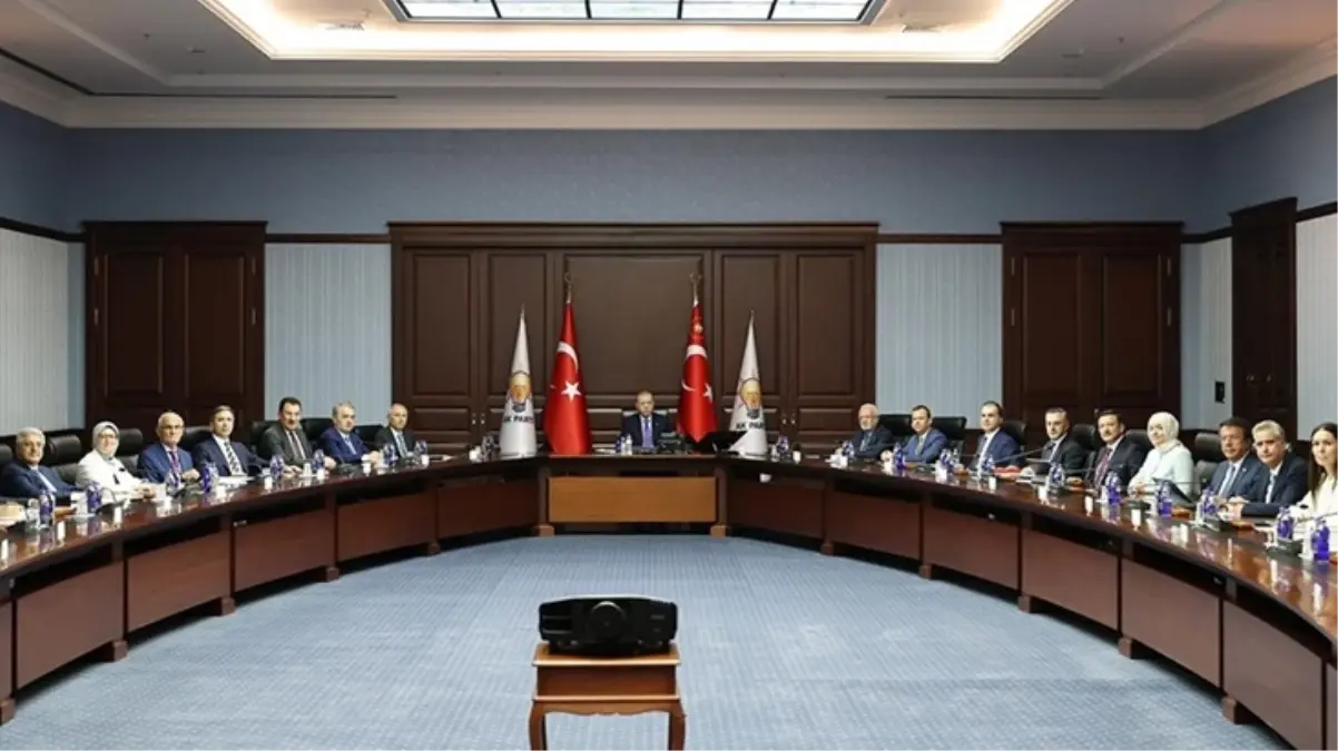 AK Parti Kadın Kolları\'ndan 3 çocuklu annelere asgari ücret verilsin talebi