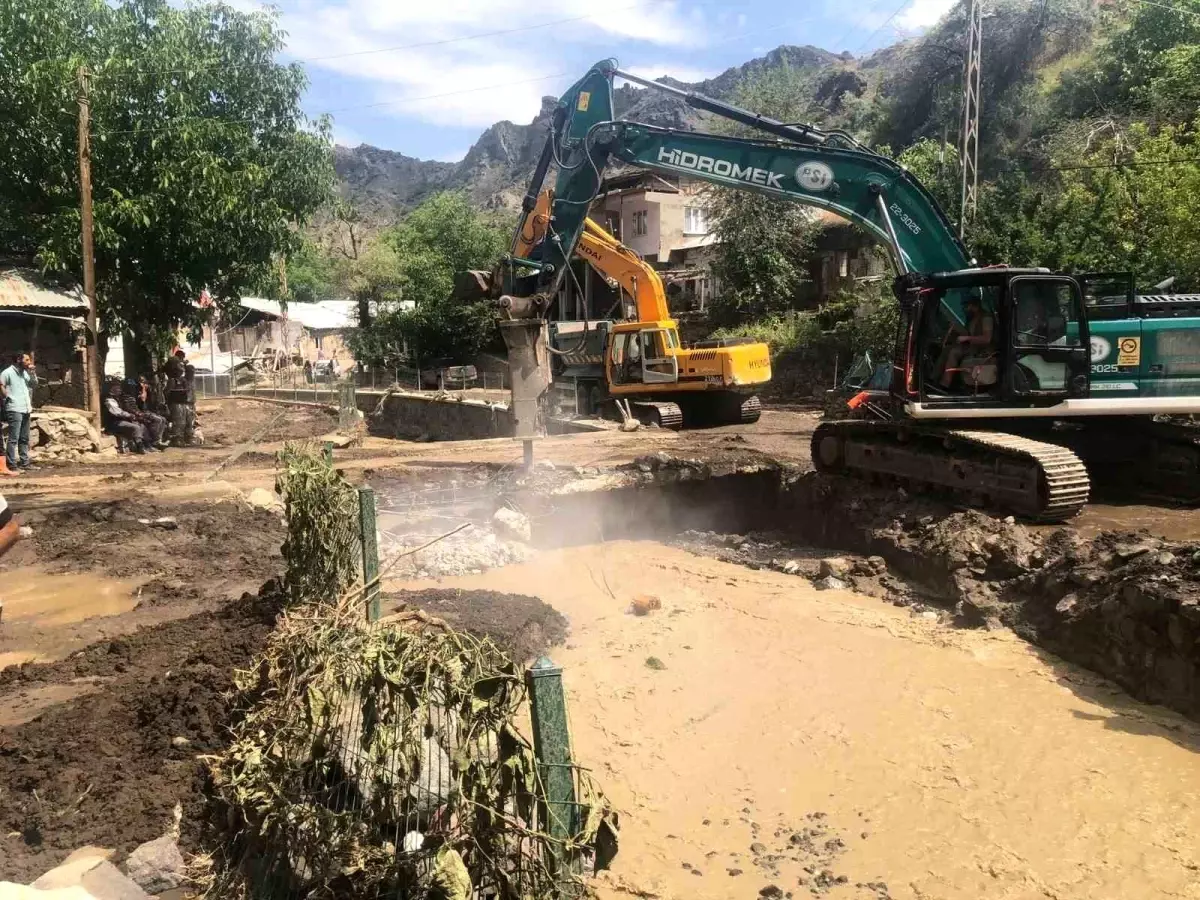 Erzurum\'da Sel Felaketi: 1 Kişi Hayatını Kaybetti, 4 Kişi Yaralandı