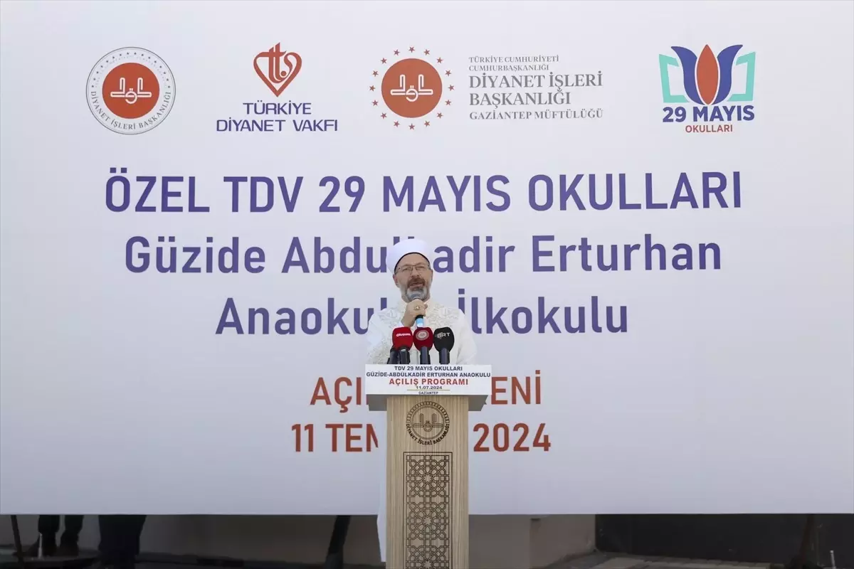 Diyanet İşleri Başkanı Ali Erbaş, İslamiyet ile bilimin ilişkisine dikkat çekti