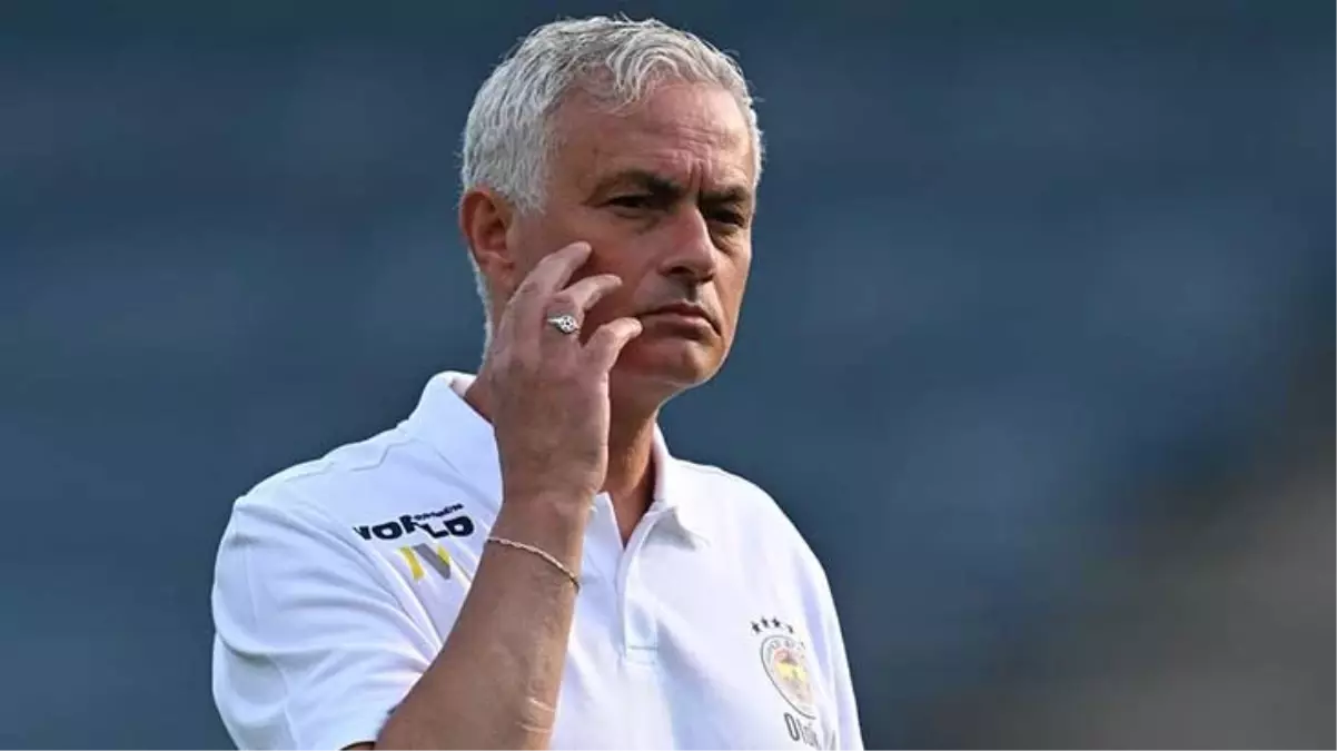 Jose Mourinho, Ferdi Kadıoğlu\'nun ayrılığını veto etti