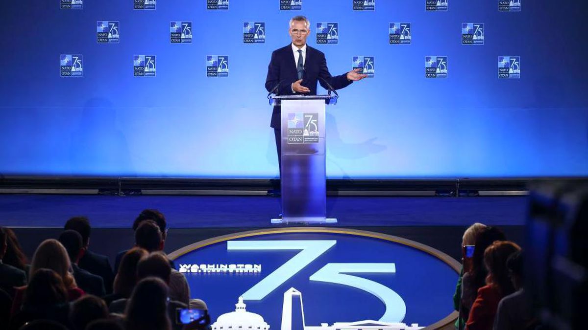 NATO Zirvesi: Üye Ülkeler Ukrayna\'ya Yardım Taahhüt Etti, Türkiye\'de Yapılacak Sonraki Zirve Kararlaştırıldı
