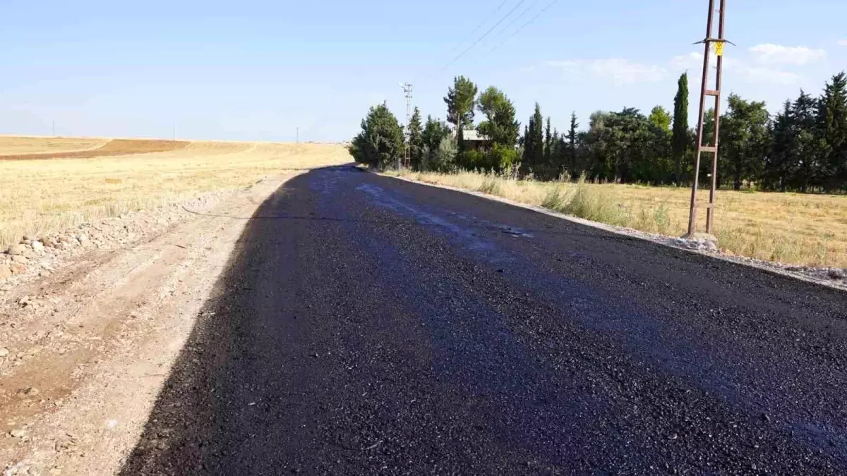 Adıyaman\'da Şikayetlere Neden Olan Yol Asfaltlandı