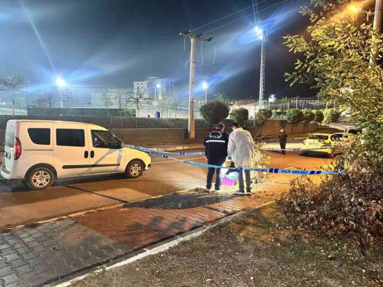 Tuvalette doğurduğu bebeğini çöpe atan anneden skandal savunma: Babam poşetin ağzını bağlamış olabilir