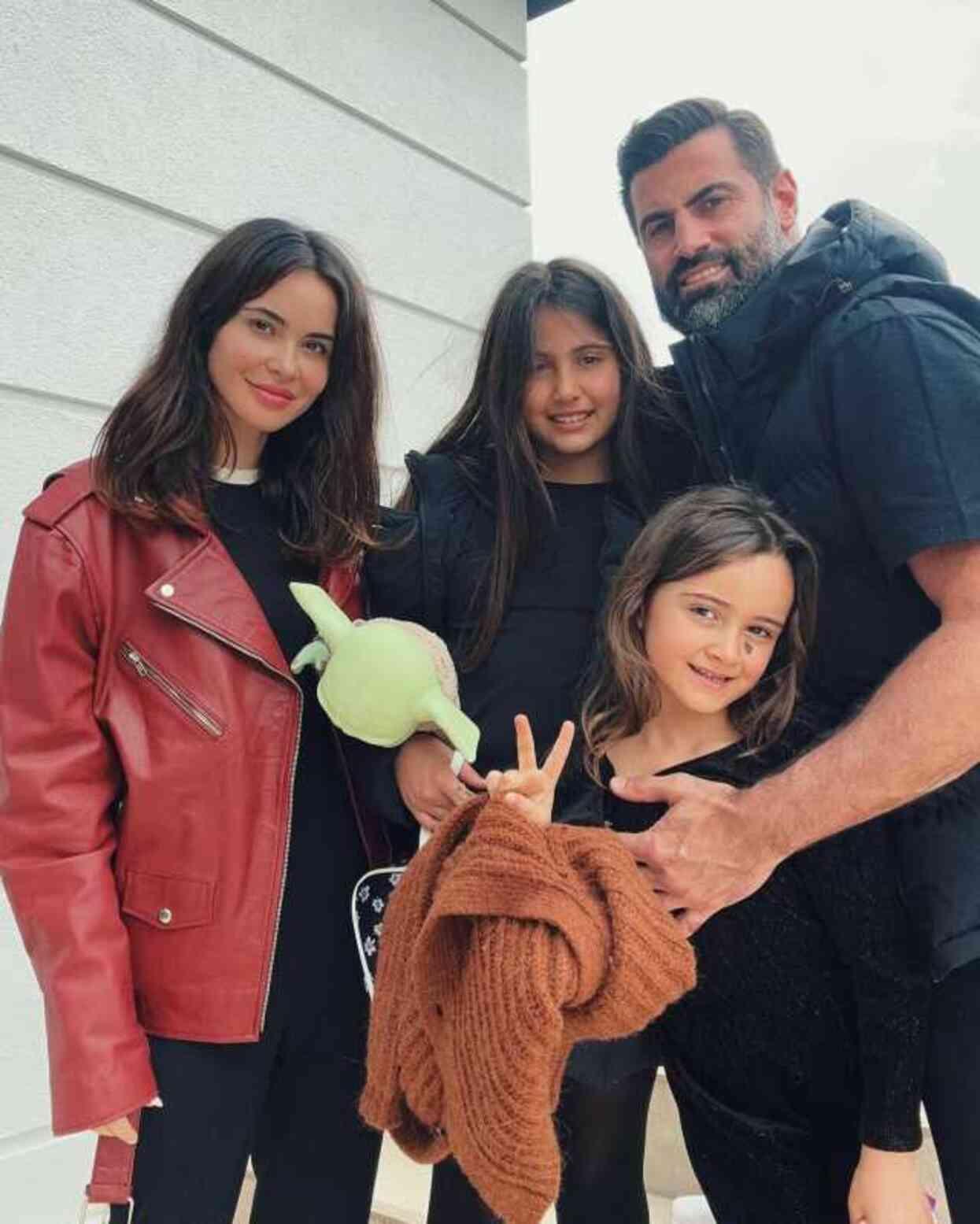 Volkan Demirel ve Eşi Zeynep Demirel'den 3. bebek müjdesi