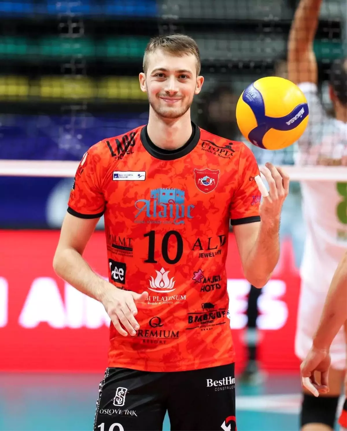 Altekma, orta oyuncu Bertuğ Öndeş\'i kadrosuna kattı