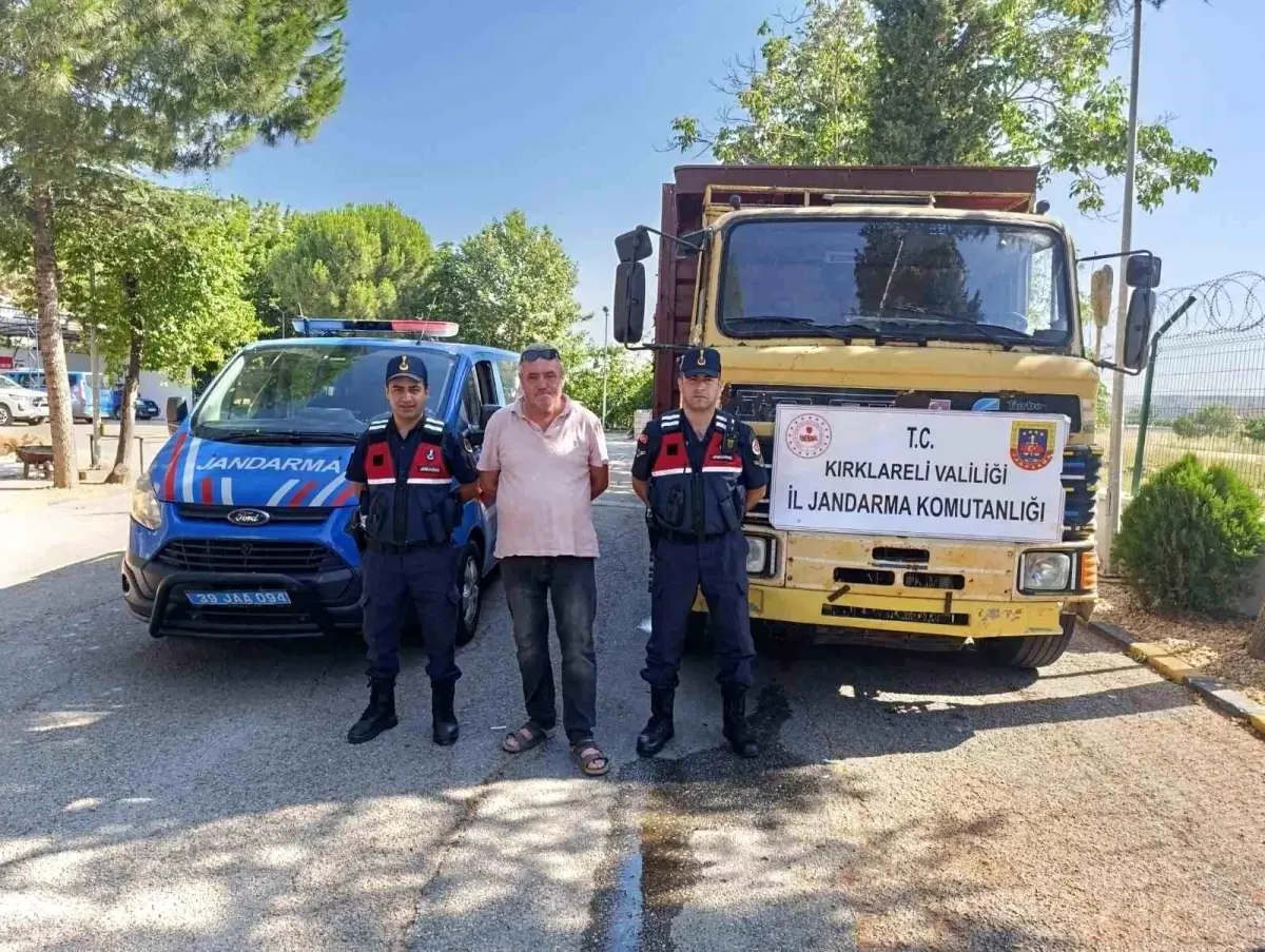 Kırklareli\'de Çalınan Kamyon Jandarma Tarafından Bulundu