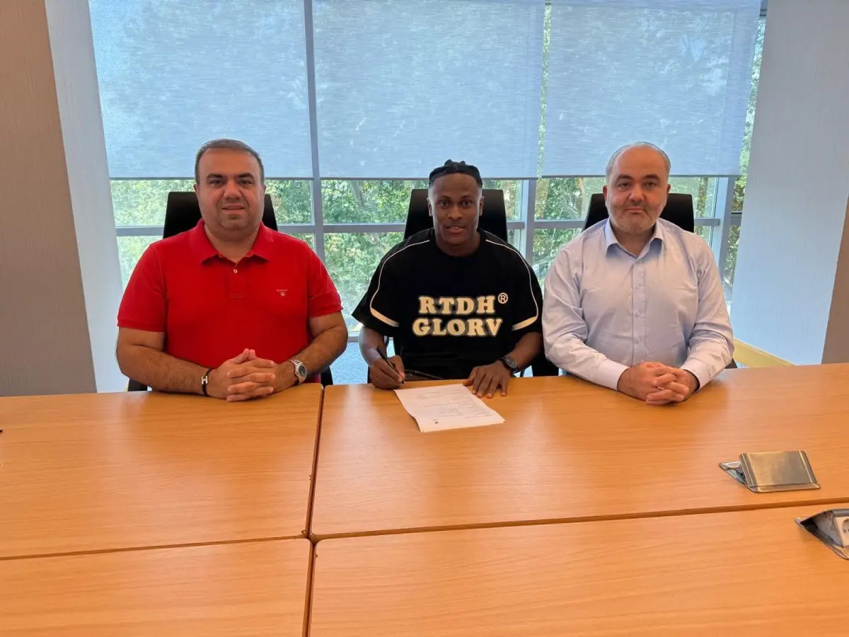 Hatayspor, Jonathan Okoronkwo ile 3 yıllık sözleşme imzaladı