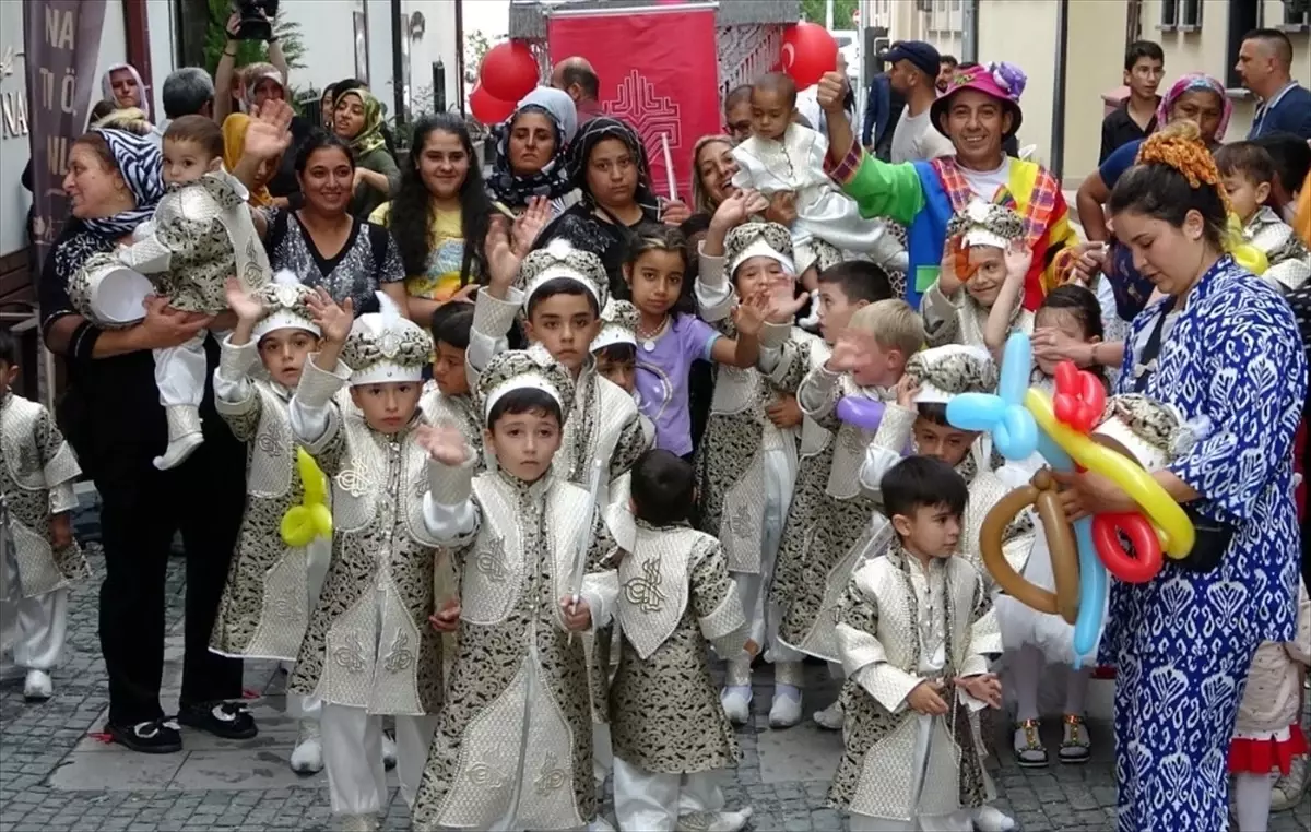 Kütahya\'da Osmanlı dönemine ait vakıf senetlerinde yer alan hayır şartları yerine getiriliyor