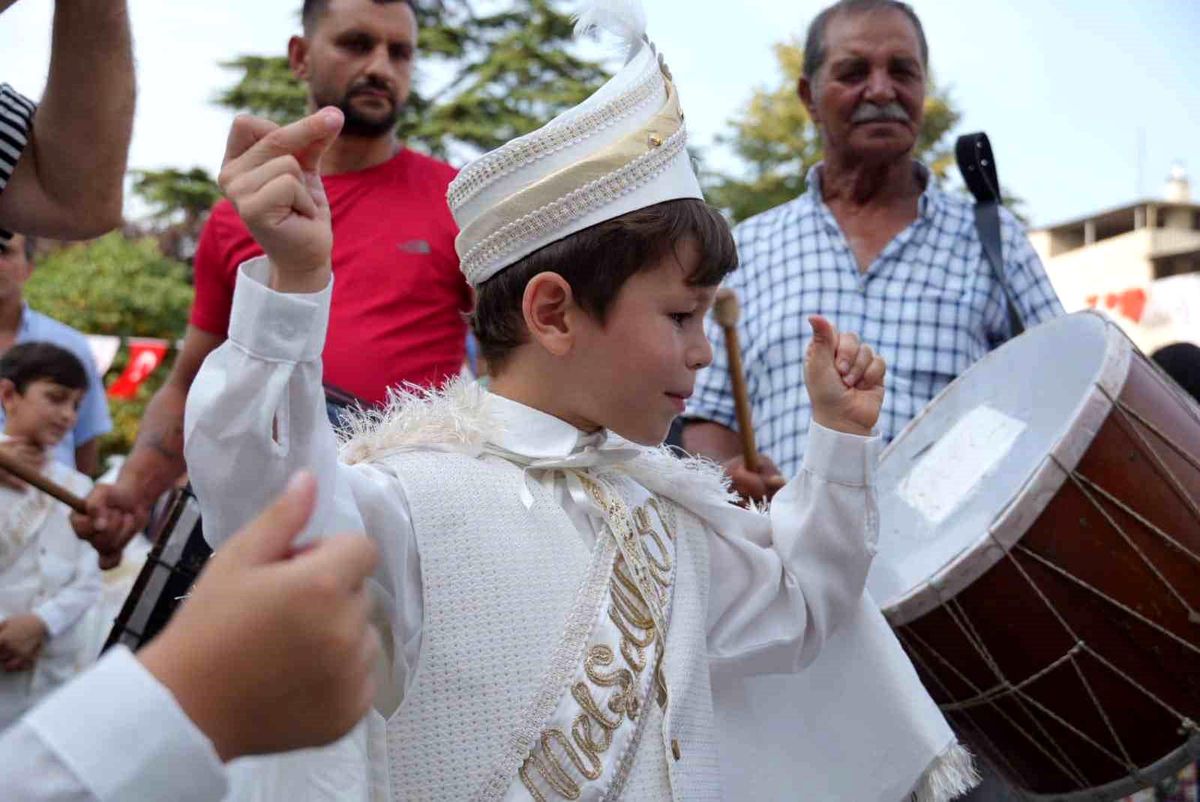 Düzce Belediyesi Toplu Sünnet Şöleni Büyük İlgi Gördü