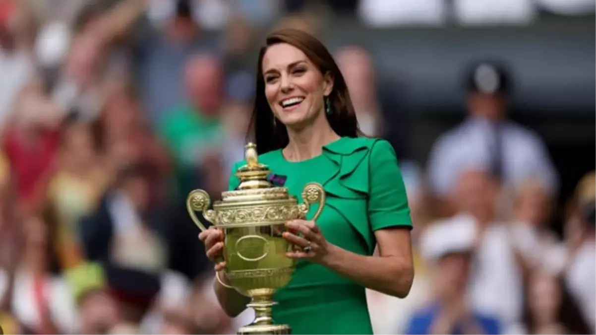 Galler Prensesi Kate Middleton, yarın Wimbledon erkekler finaline katılacak ve kazanana kupayı verecek